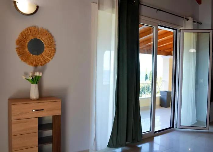 דירה Tsaki Seaview